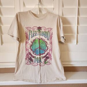 Fleetwood Mac Biege Graphic Tshirt Size Large